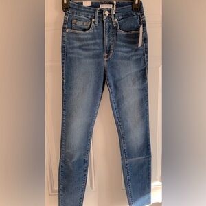 Good American Jeans Women's 24 Blue Good
Size: 24 Good American